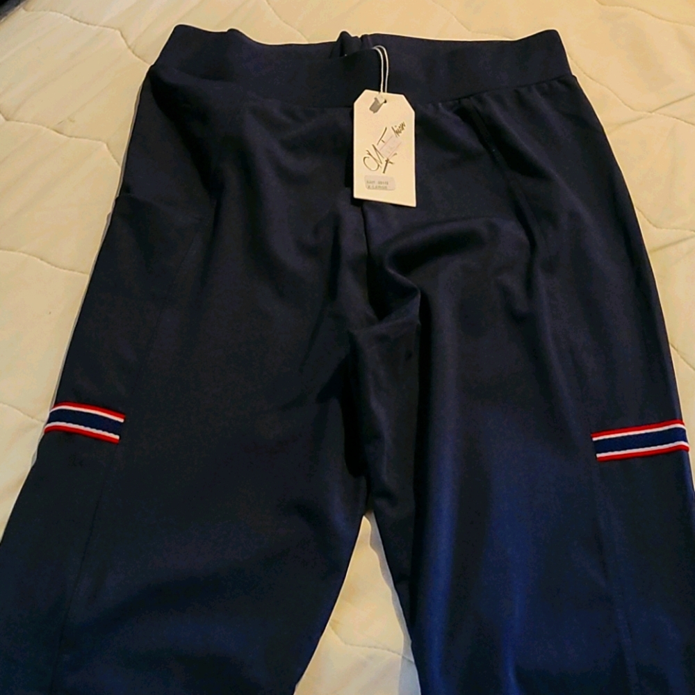NAVY BLUE NWT JUNIOR SIZE LEGGINGS